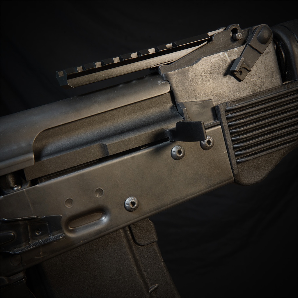 MTW-AK-105-Closeup-Receiver.jpg